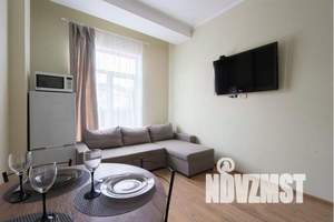 1-к квартира, посуточно, 40м2, 1/8 этаж