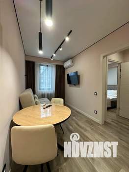 1-к квартира, посуточно, 28м2, 4/10 этаж