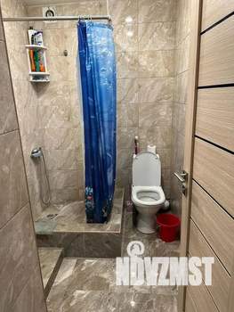 Студия квартира, посуточно, 35м2, 1/3 этаж