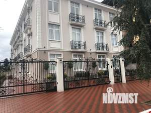 Студия квартира, посуточно, 33м2, 1/3 этаж