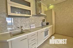 1-к квартира, посуточно, 60м2, 1/1 этаж