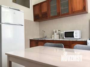 1-к квартира, посуточно, 50м2, 4/4 этаж