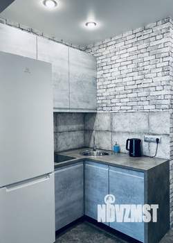 Студия квартира, посуточно, 36м2, 4/21 этаж
