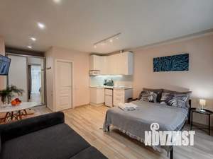 Студия квартира, посуточно, 25м2, 1/4 этаж