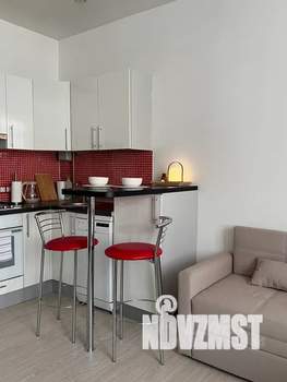 Студия квартира, посуточно, 36м2, 4/5 этаж