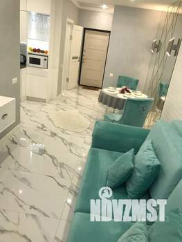 1-к квартира, посуточно, 40м2, 4/7 этаж