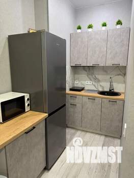 Студия квартира, посуточно, 25м2, 1/4 этаж