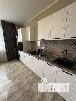 4-к квартира, посуточно, 130м2, 2/2 этаж
