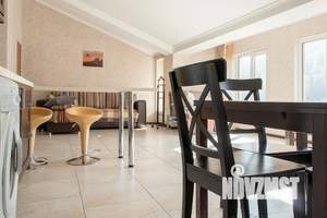 2-к квартира, посуточно, 65м2, 4/4 этаж
