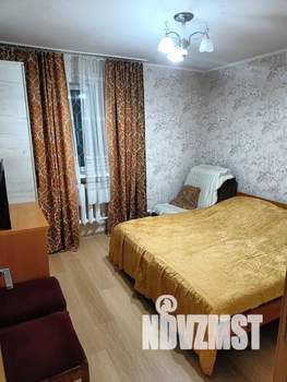 1-к квартира, посуточно, 18м2, 1/2 этаж