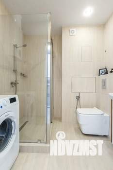 Студия квартира, посуточно, 33м2, 2/21 этаж