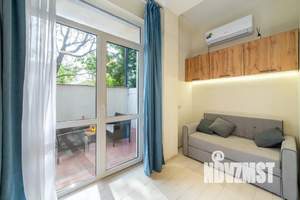 Студия квартира, посуточно, 18м2, 1/3 этаж