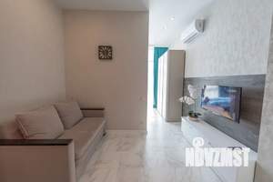 Студия квартира, посуточно, 43м2, 6/13 этаж