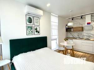 Студия квартира, посуточно, 25м2, 1/3 этаж