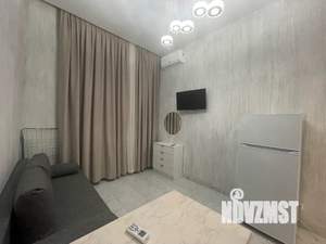 Студия квартира, посуточно, 25м2, 1/17 этаж