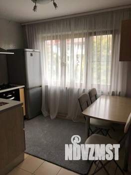 2-к квартира, посуточно, 54м2, 1/1 этаж