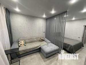 Студия квартира, посуточно, 37м2, 1/6 этаж