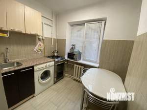 2-к квартира, посуточно, 40м2, 1/3 этаж