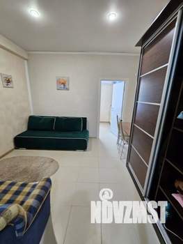 Студия квартира, посуточно, 30м2, 1/13 этаж