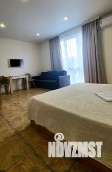 Студия квартира, посуточно, 40м2, 3/3 этаж