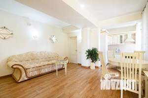 2-к квартира, посуточно, 50м2, 1/3 этаж