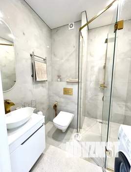 1-к квартира, посуточно, 35м2, 3/18 этаж