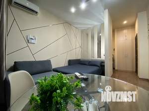 Студия квартира, посуточно, 33м2, 14/14 этаж