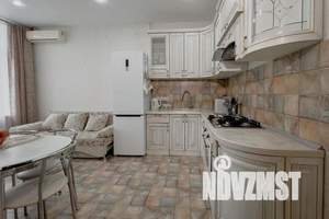 2-к квартира, посуточно, 60м2, 4/4 этаж