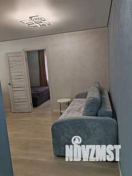 1-к квартира, посуточно, 40м2, 1/2 этаж