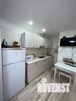 Студия квартира, посуточно, 25м2, 1/5 этаж