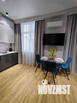 Студия квартира, посуточно, 32м2, 2/3 этаж