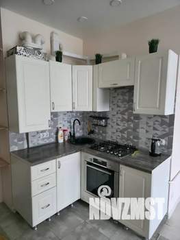 Студия квартира, посуточно, 30м2, 1/5 этаж