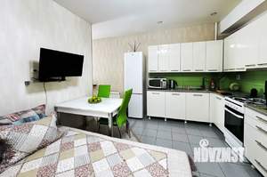 1-к квартира, посуточно, 35м2, 2/4 этаж