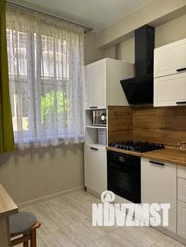 1-к квартира, посуточно, 42м2, 1/9 этаж