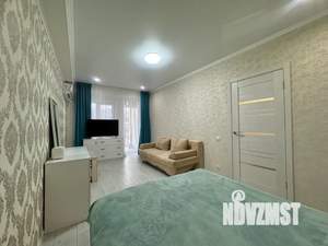 1-к квартира, посуточно, 40м2, 9/13 этаж