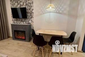 1-к квартира, посуточно, 40м2, 4/4 этаж