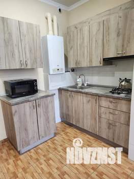 Студия квартира, посуточно, 33м2, 1/4 этаж