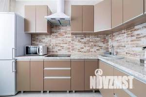 1-к квартира, посуточно, 40м2, 4/20 этаж