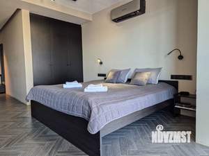 Студия квартира, посуточно, 45м2, 20/25 этаж