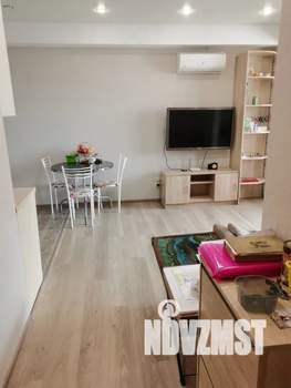 Студия квартира, посуточно, 35м2, 5/6 этаж