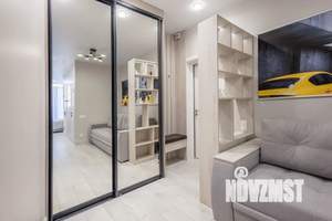 Студия квартира, посуточно, 34м2, 7/10 этаж