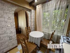 2-к квартира, посуточно, 50м2, 1/5 этаж