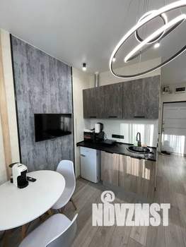 Студия квартира, посуточно, 16м2, 1/19 этаж