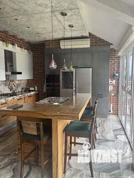 4-к квартира, на длительный срок, 270м2, 2/5 этаж