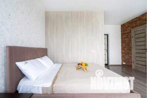 1-к квартира, посуточно, 40м2, 21/25 этаж
