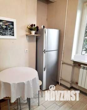 1-к квартира, посуточно, 35м2, 5/5 этаж