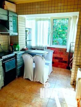 2-к квартира, посуточно, 40м2, 3/5 этаж