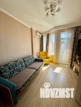 1-к квартира, посуточно, 37м2, 7/9 этаж