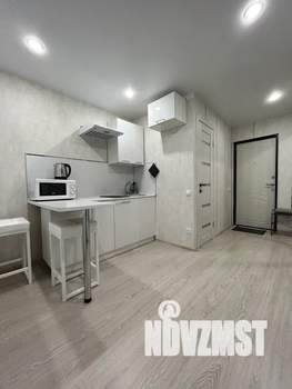 Студия квартира, посуточно, 20м2, 1/5 этаж