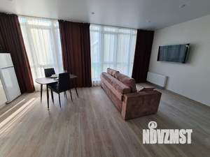 Студия квартира, посуточно, 37м2, 22/25 этаж